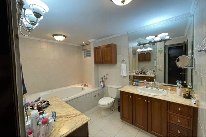 House for sale in Villa Lilla, San Francisco