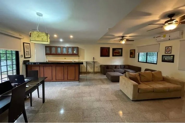 House for sale in Villa Lilla, San Francisco