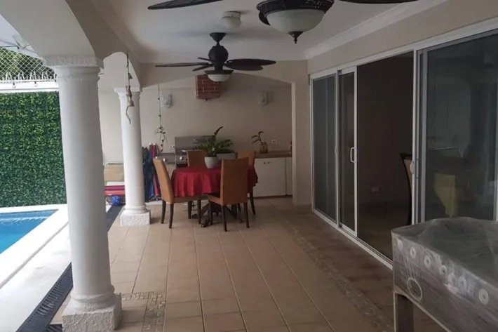 House for rent in La Alameda, Betania