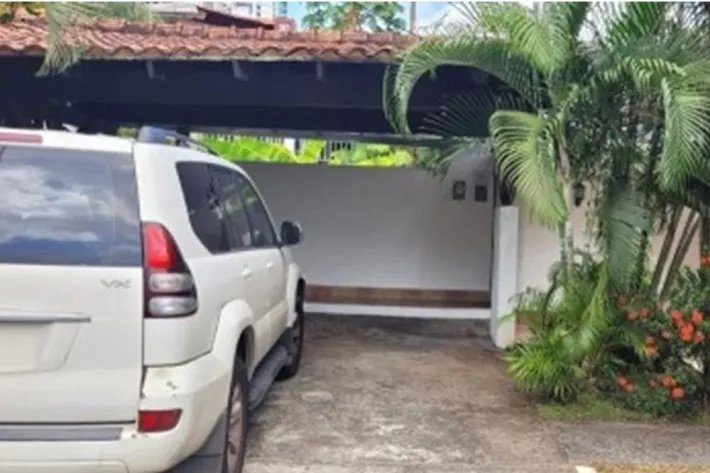 3-Story house for rent in La Alameda, Panama City