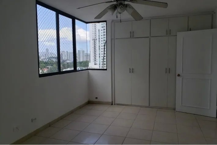 Penthouse for sale in Coco del Mar, PH Coco Palace