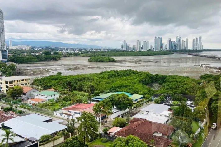 Penthouse for sale in Coco del Mar, PH Coco Palace