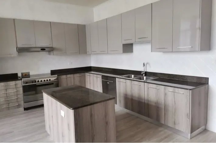 Apartment for rent in Punta Pacifica, Panama
