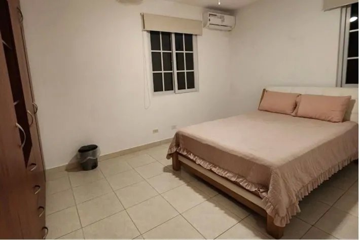 Casa a la venta en Villa Valencia, Costa Sur