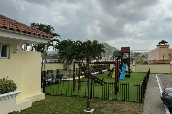 Apartment for sale in Mc Gregor Valley, Condado del Rey