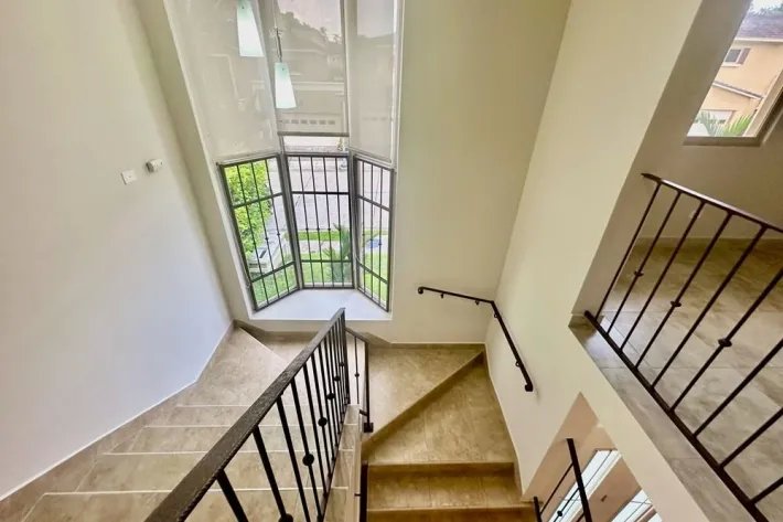 House for sale in Embassy Gardens, Clayton