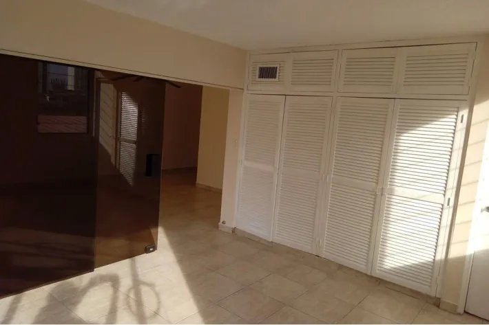 Investment apartment for sale in El Cangrejo, Panama
