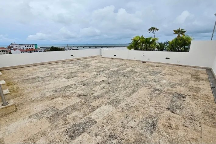 Apartment for sale in Casco Antiguo, Santa Familia