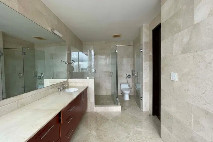 Apartment for rent in Paitilla, Panama