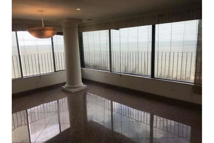 For sale Pent House Loft type in Coco del Mar