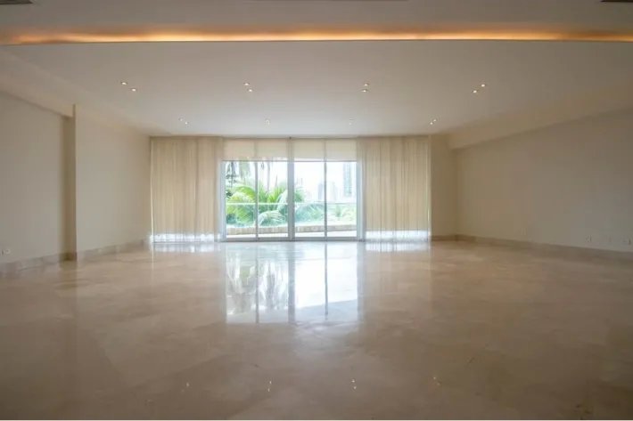 Apartment for rent in Punta Paitilla, Panama