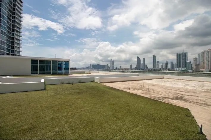 Apartment for rent in Punta Paitilla, Panama
