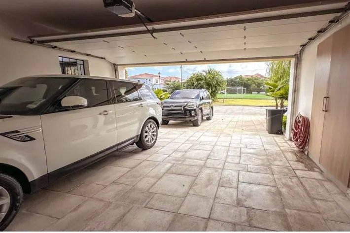 Se vende casa en Fairway Estates en Santa María, Santa María
