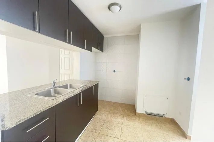 Apartment for sale in Pueblo Nuevo, Panama