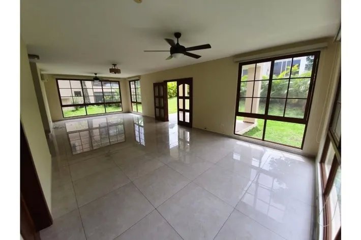 House for sale in Senderos, Clayton