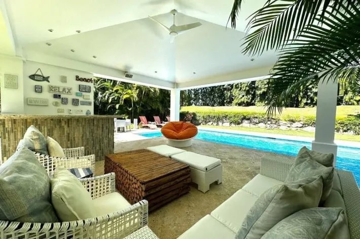 For Sale: Villa in Bijao Beach Club  Residences