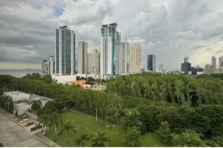 Apartment for rent in Arcadia Building, Costa del Este, Panama