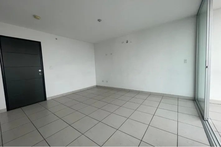 Apartment for sale in Parque Lefevre, Panama