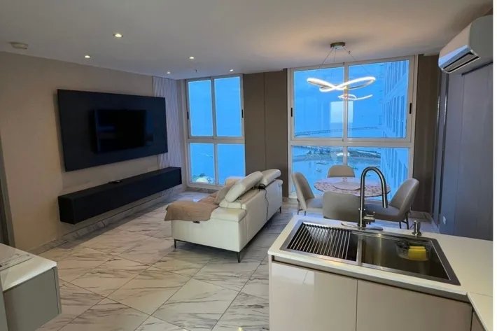 Apartment for rent on Avenida Balboa, Panama