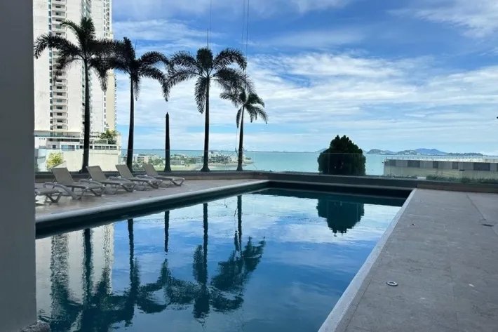 Ocean view apartment for rent in Punta Pacifica, Panama