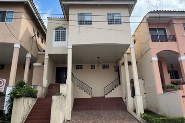 House for sale in El Doral, El Bosque, Panama