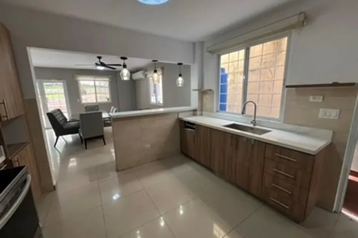 House for sale in El Doral, El Bosque, Panama