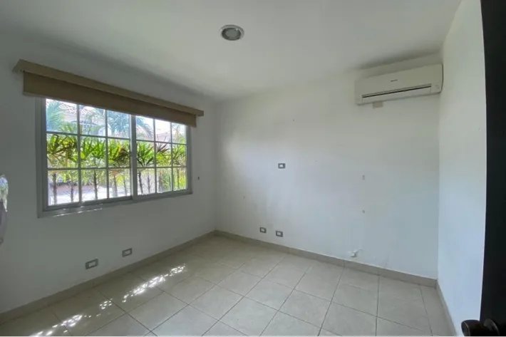 House for sale in Juan Díaz, Panama