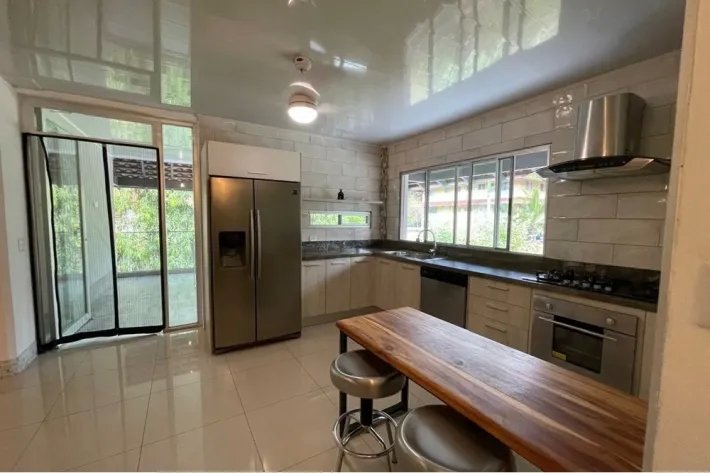 House for sale in Clayton, Panama