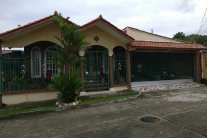House for sale in Altos de Cerro Viento, Panama