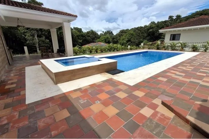 House for sale in Senderos de Caminos de Cruces, Ancon