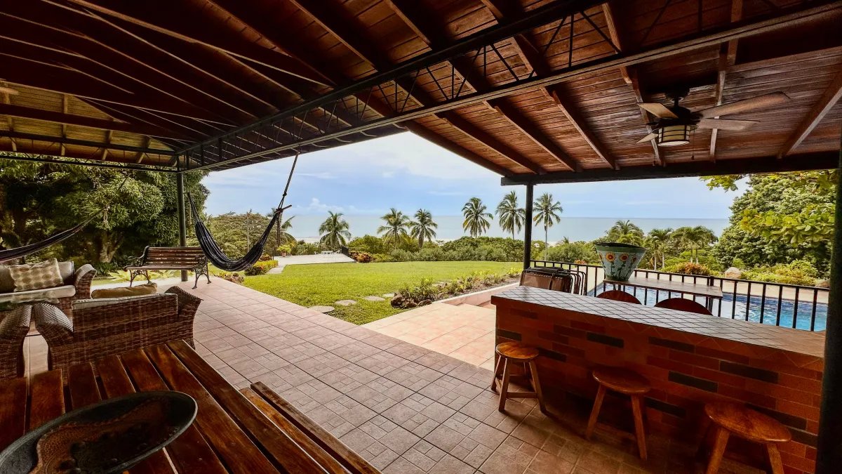 Vacation Home For Sale in Santa Clara, Coclé