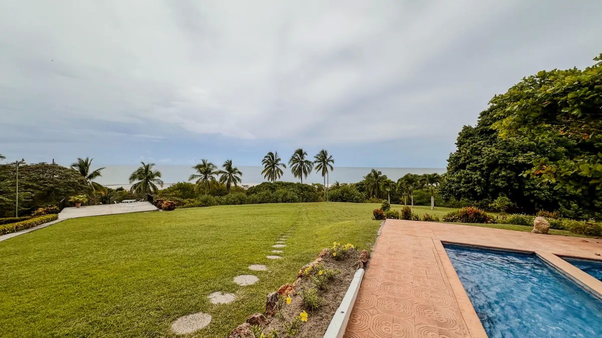 Vacation Home For Sale in Santa Clara, Coclé
