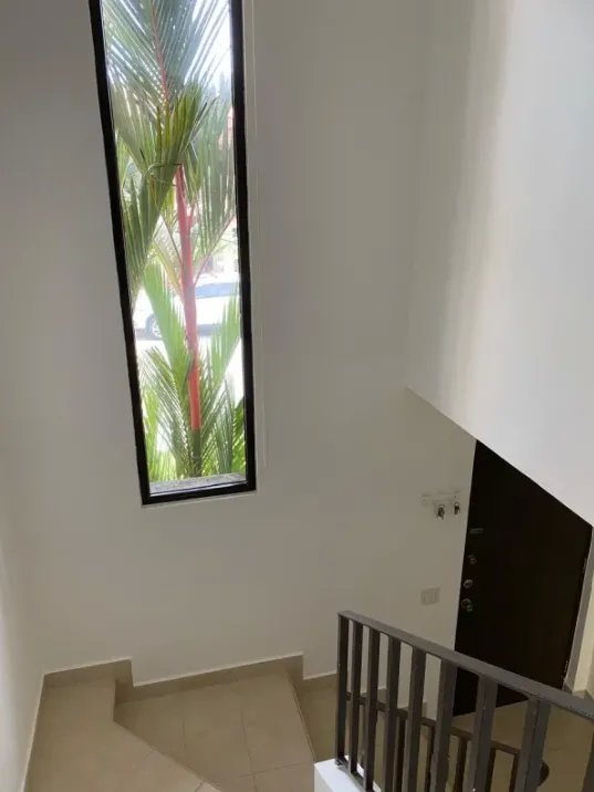 House For Sale in Versalles