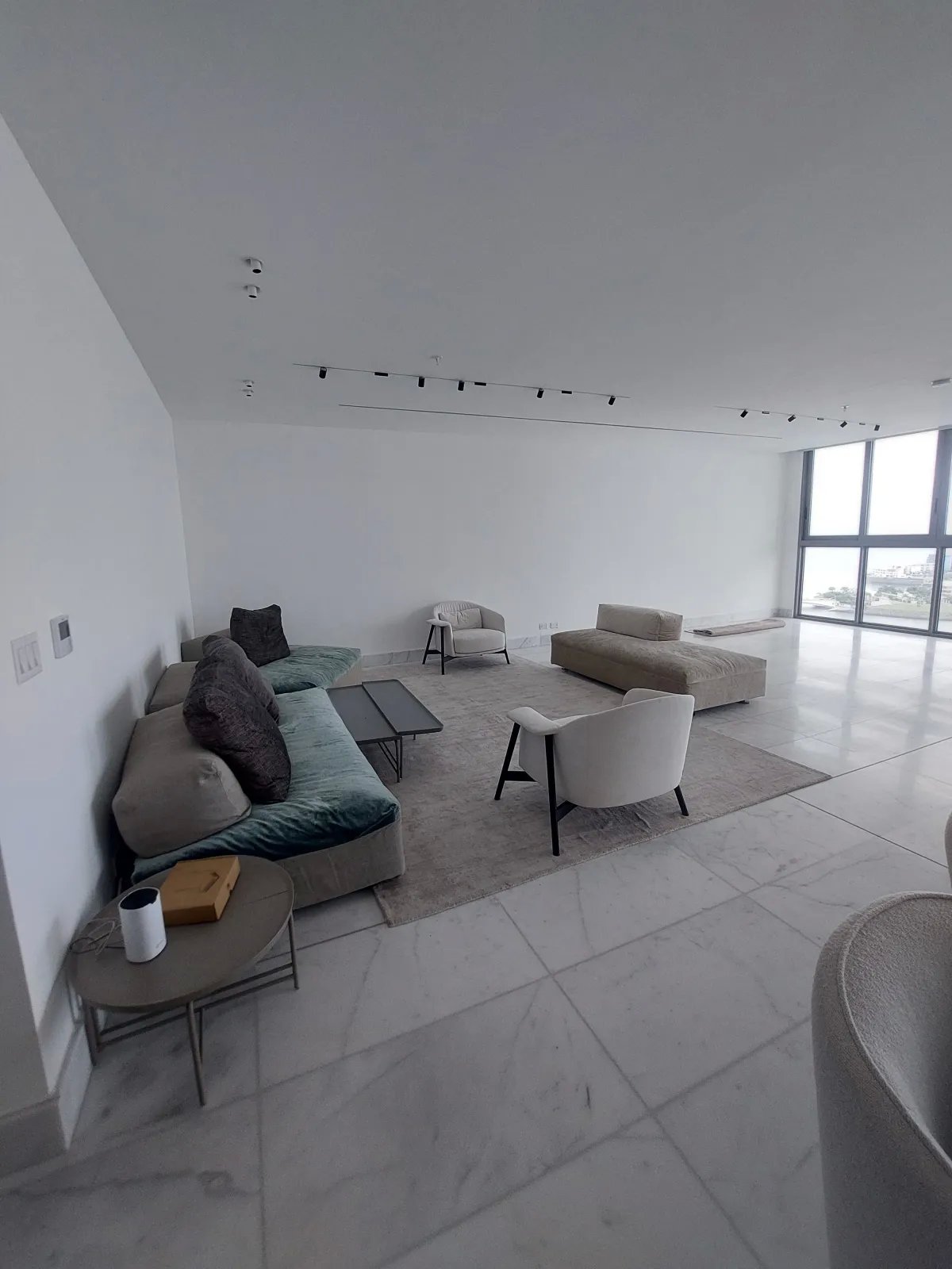 Apartment For Rent in Calle Heliodoro Patiño