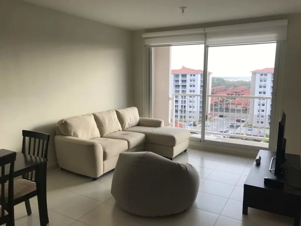 Apartment For Rent in Costa Sur