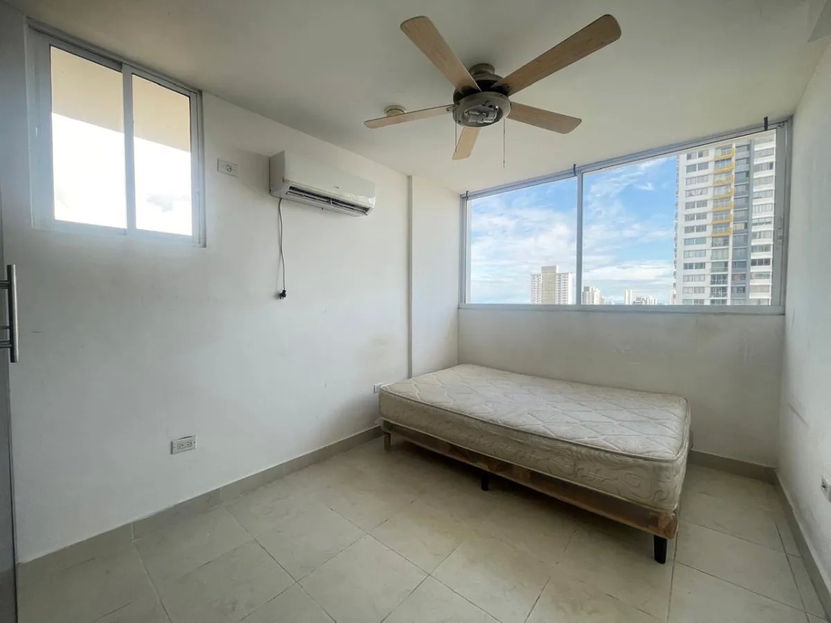 Apartment For Sale in Pueblo Nuevo
