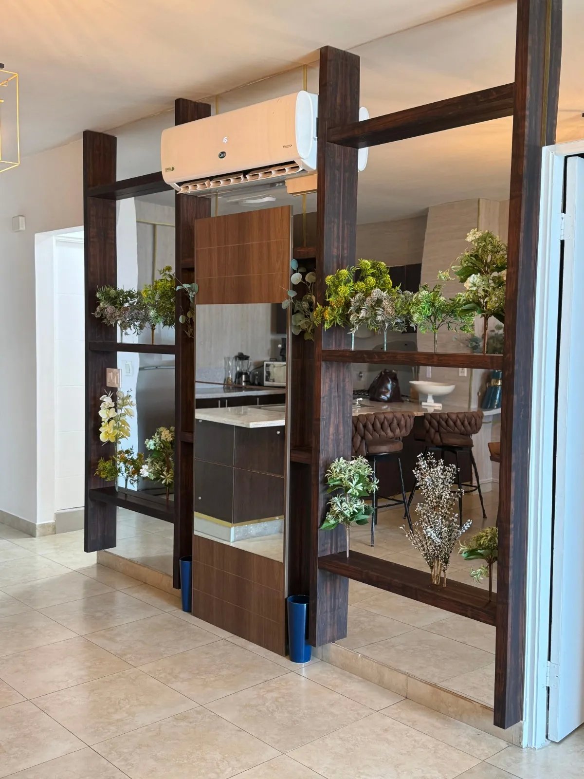 Apartment For Rent in Avenida Balboa