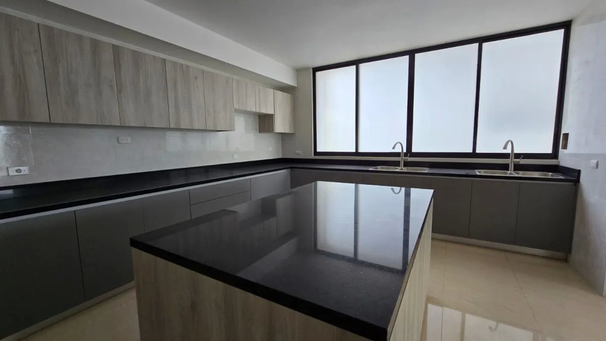 Apartment For Sale in Paitilla