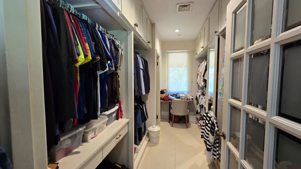 Single Family Attached For Rent in Clayton