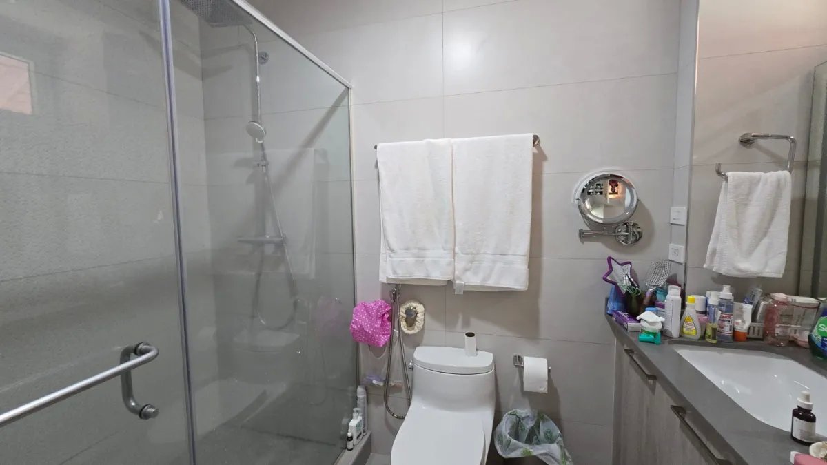 Single Family Attached For Rent in Clayton