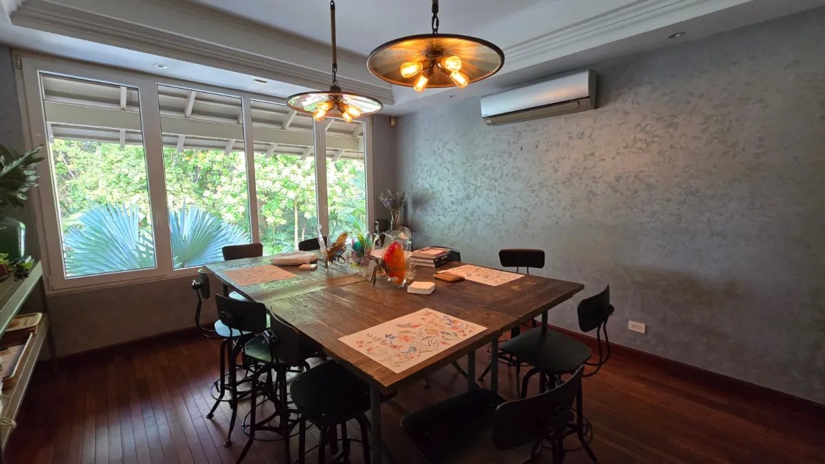 Single Family Attached For Rent in Clayton