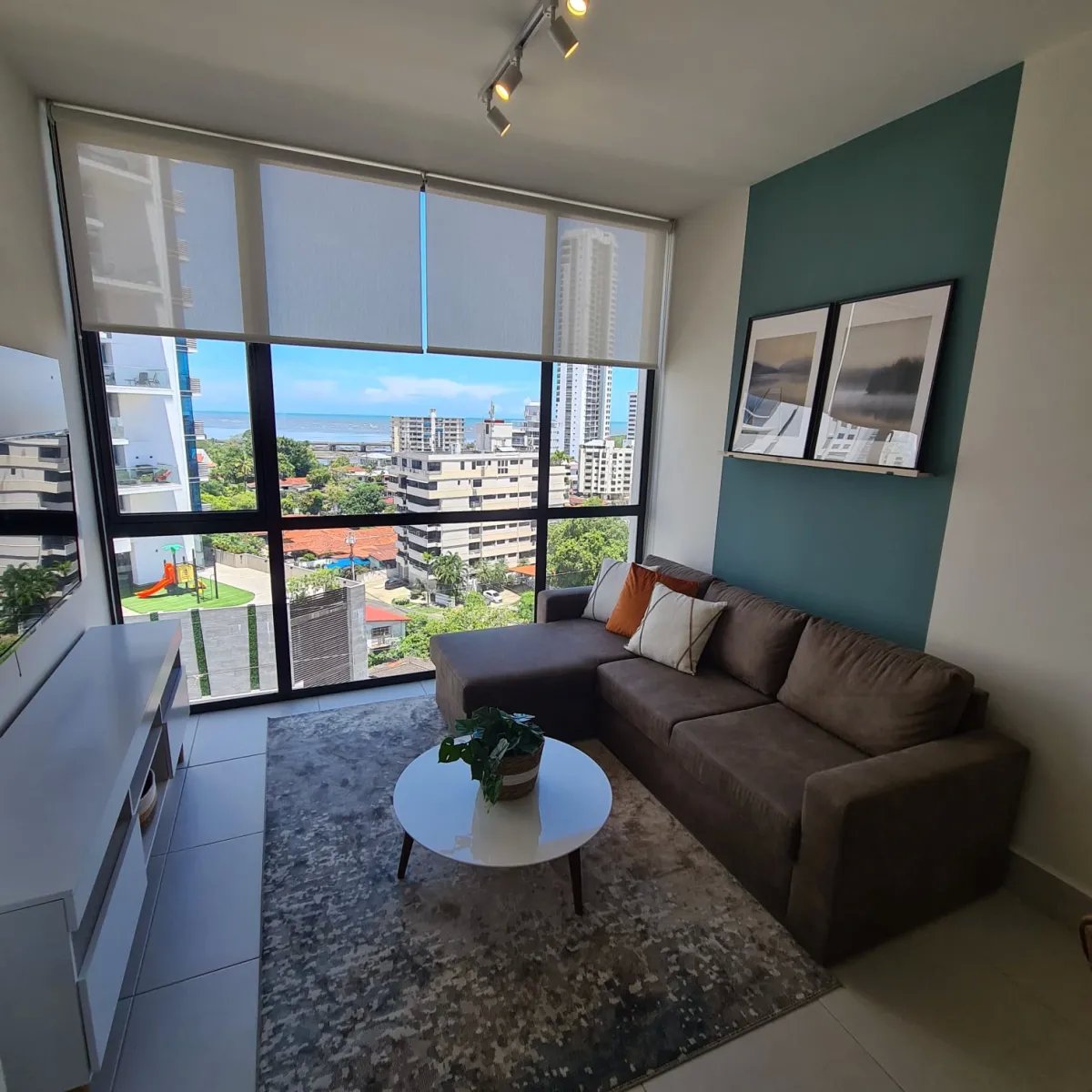 Apartment For Rent in Coco del Mar