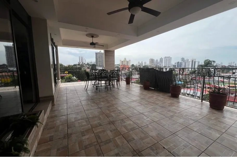Duplex For Sale in PH. Castellanos, calle Gabonea
