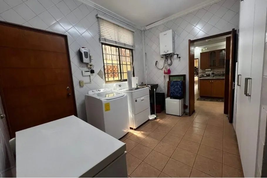 Duplex For Sale in PH. Castellanos, calle Gabonea