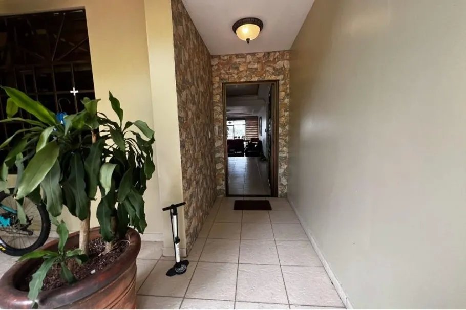 Duplex For Sale in PH. Castellanos, calle Gabonea
