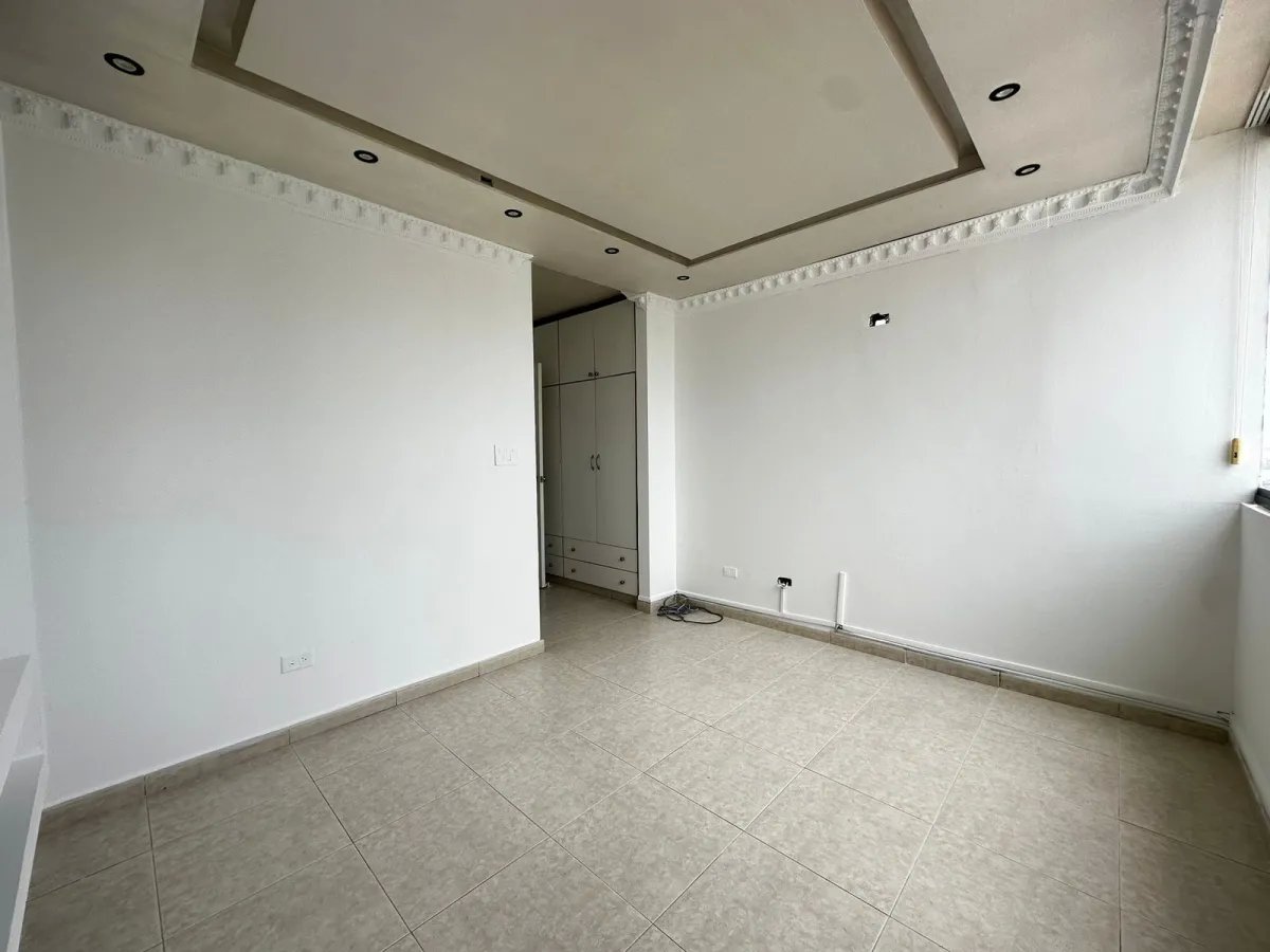 Apartment For Sale in PH Plaza Real