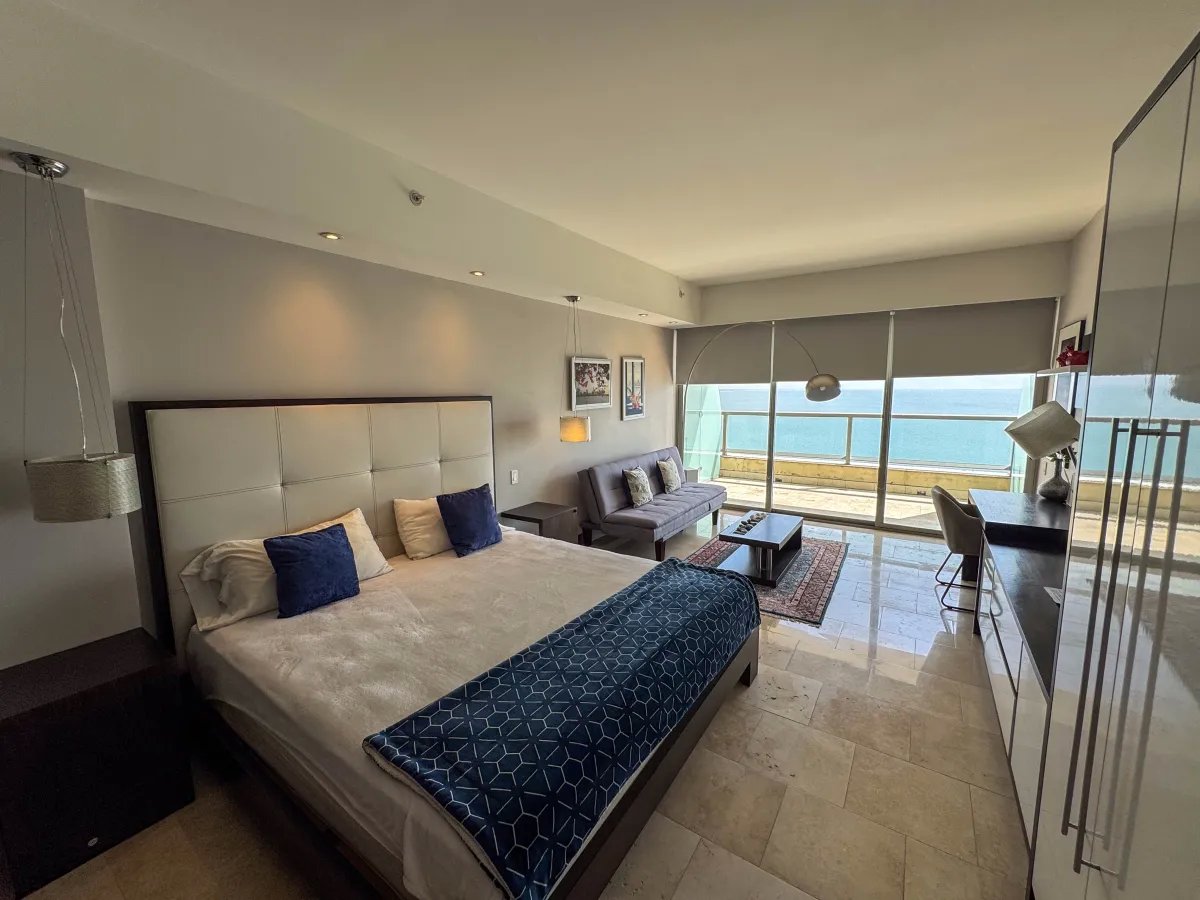 Alquiler de apartamento en PH (TOC) The Ocean Club, frente al mar