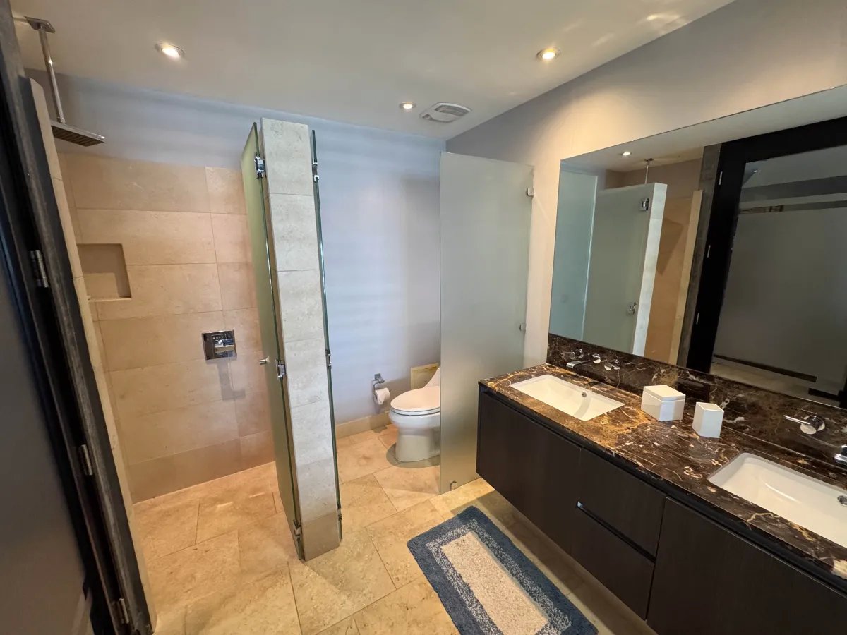 Alquiler de apartamento en PH (TOC) The Ocean Club, frente al mar