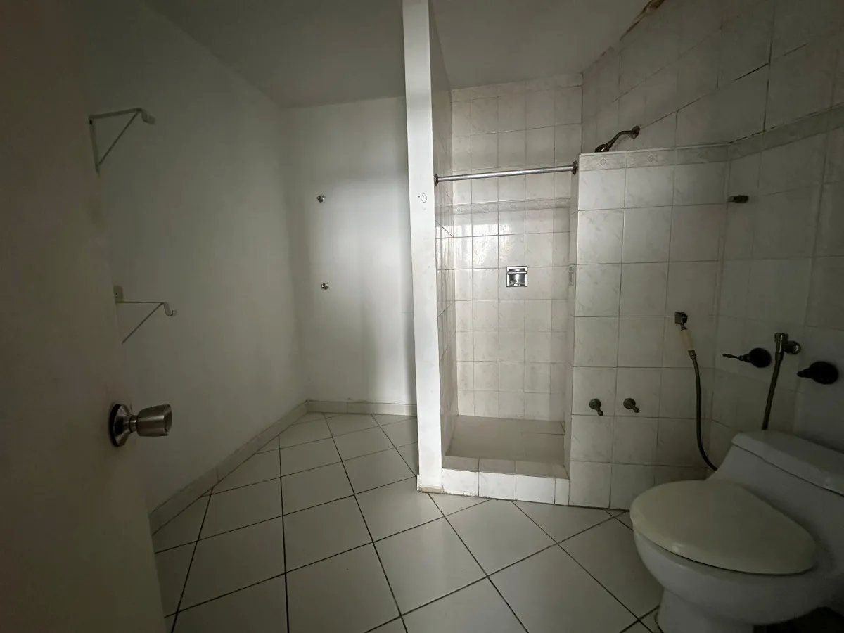 Apartment For Sale in ph Beverly Hills