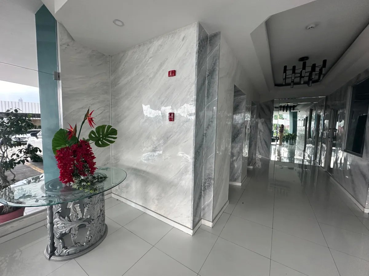 Apartment For Sale in ph Beverly Hills